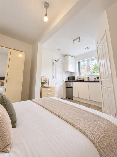 Spacious Studios in Bretton, Peterborough Main Photo