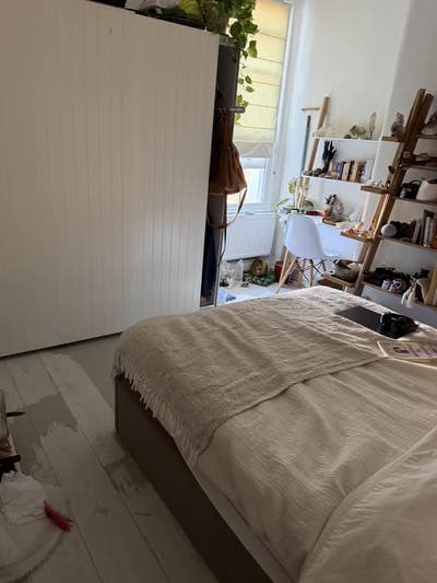 Lovely double room available Main Photo