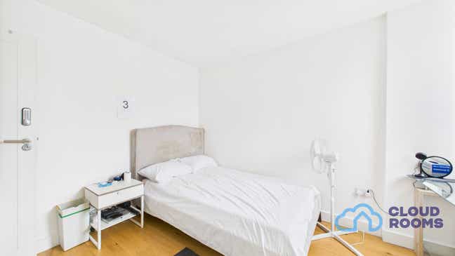 South East of England –GU14🏠Farnborough/Hampshire Main Photo