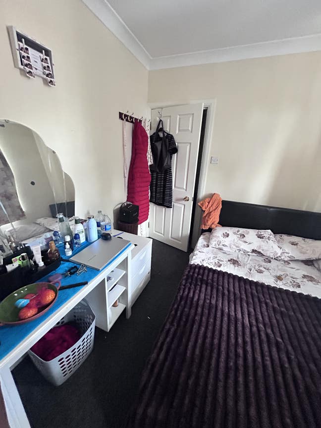 Double bed room available in New Malden  Main Photo