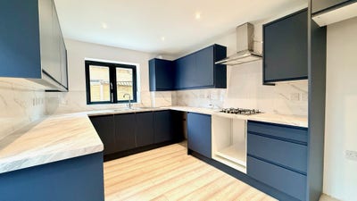 Newly Refurbished Rooms  Main Photo
