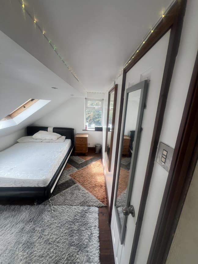New Double Loft Room  Main Photo