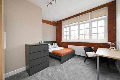 Rooms To Rent In Large 8 Bed City Centre Apartment Main Photo