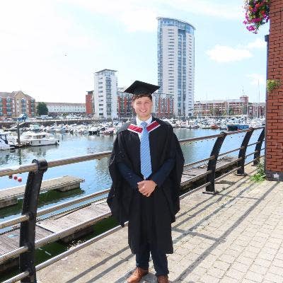 MSc Student Looking for a Room to Rent Main Photo