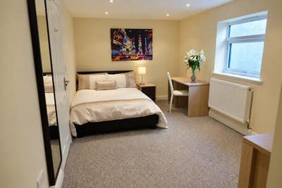 West Bridgford spacious, furnished double bedroom  Main Photo