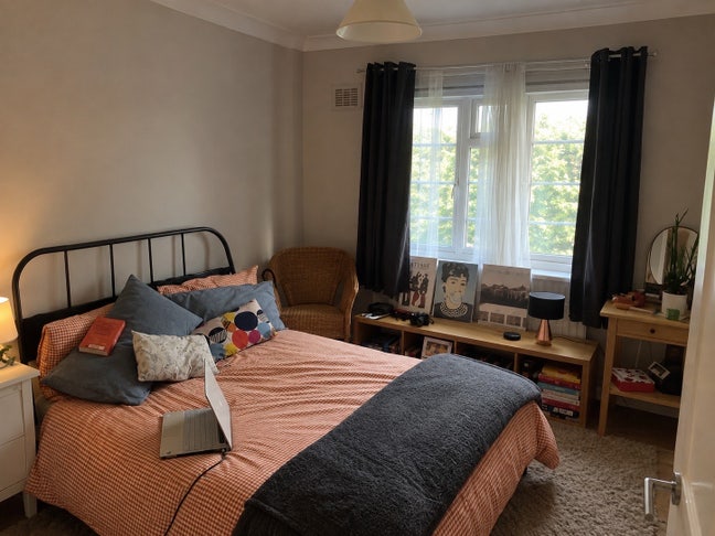 NEW double bedroom in Hampstead Garden Suburb Main Photo