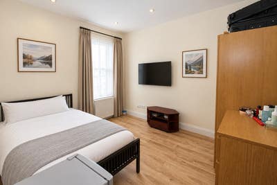 Lovely Large room near Walthamstow Central Main Photo