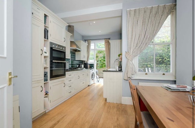 Beautiful room in Clapham - short-term let Main Photo