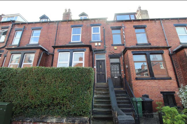 Ground Floor, One Bed Apartment in Kirkstall  Main Photo