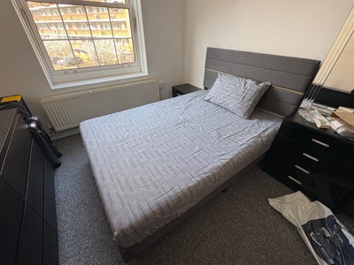 Spacious Double Bedroom Available Main Photo