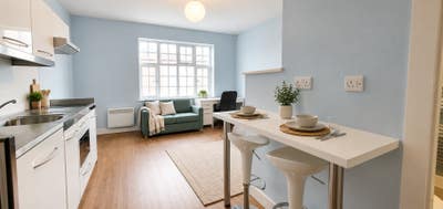 Spacious Studio Available-Couple Welcome Main Photo
