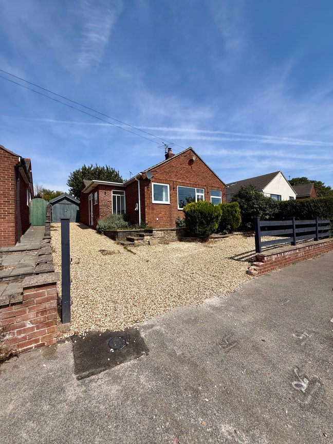 3-Bedroom Bungalow Full Let - LN2 AREA Main Photo