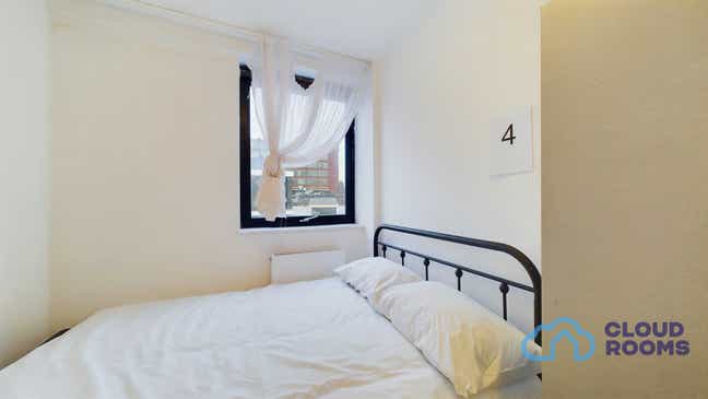 South East of England –GU14🏠Farnborough/Hampshire Main Photo
