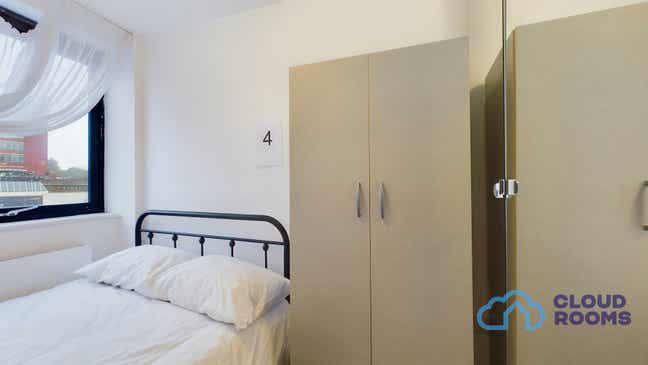 South East of England –GU14🏠Farnborough/Hampshire Main Photo
