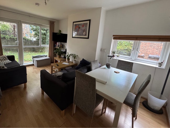 Double room with garden in Shepherd’s Bush Main Photo