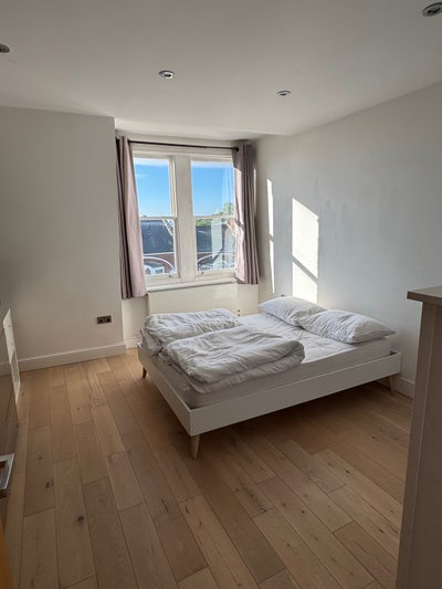 Beautiful en-suite double bedroom in Muswell Hill Main Photo
