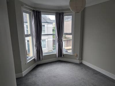 Large double room available end of September Main Photo