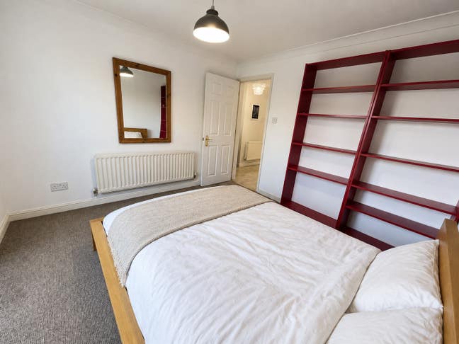 Ground-Floor Apartment | Single Occupancy Only Main Photo