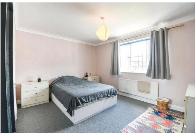 Flat available for rent  Main Photo