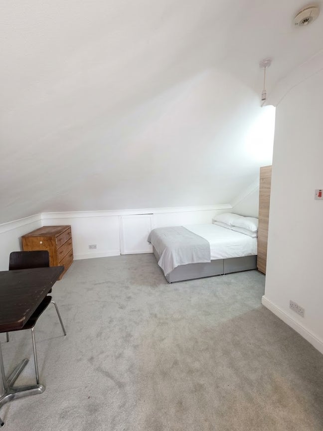 ✅ UC & Housing Benefit OK – 1 Bed Flat SE13 🏡 Main Photo