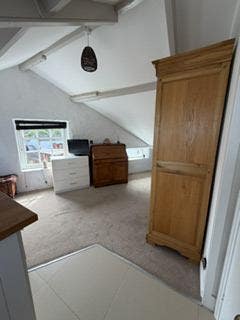 En Suite Attic Room Main Photo