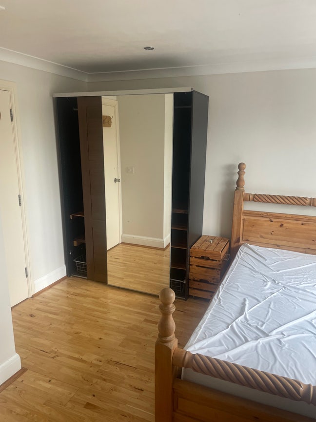 En-suite room in Cambridge Main Photo