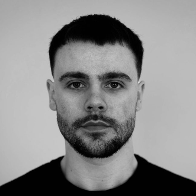 Professional Male seeks a double room Main Photo