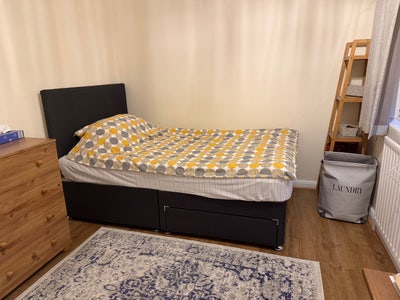 Furnished Double Room  Main Photo