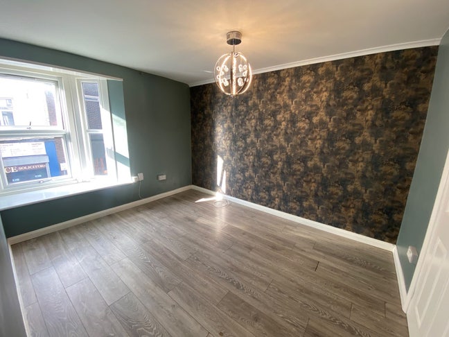 1 bedroom flat available  Main Photo