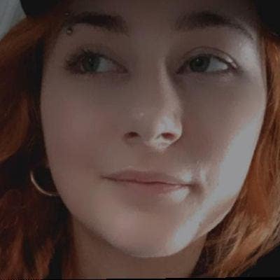 Professional Female seeks a double room Main Photo