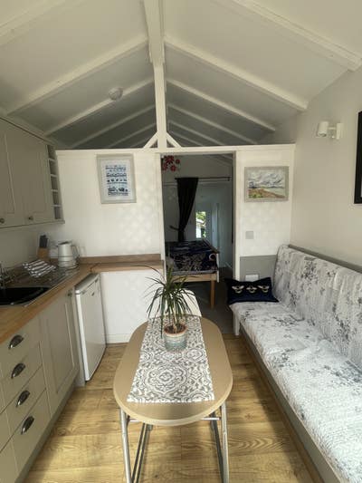 Self-Contained Sunny Studio Apartment  Main Photo