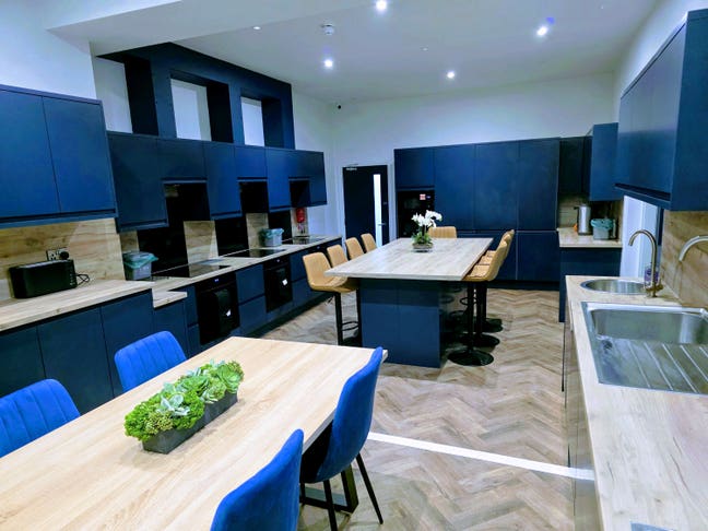 Luxury Ensuite Rooms ST5 | Royal Stoke & Keele  Main Photo