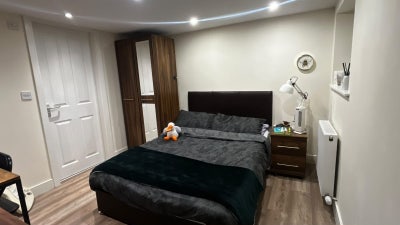 Double bedroom in friendly Chorlton houseshare  Main Photo