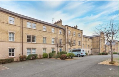 A beautifully presented purpose built luxury glat Main Photo