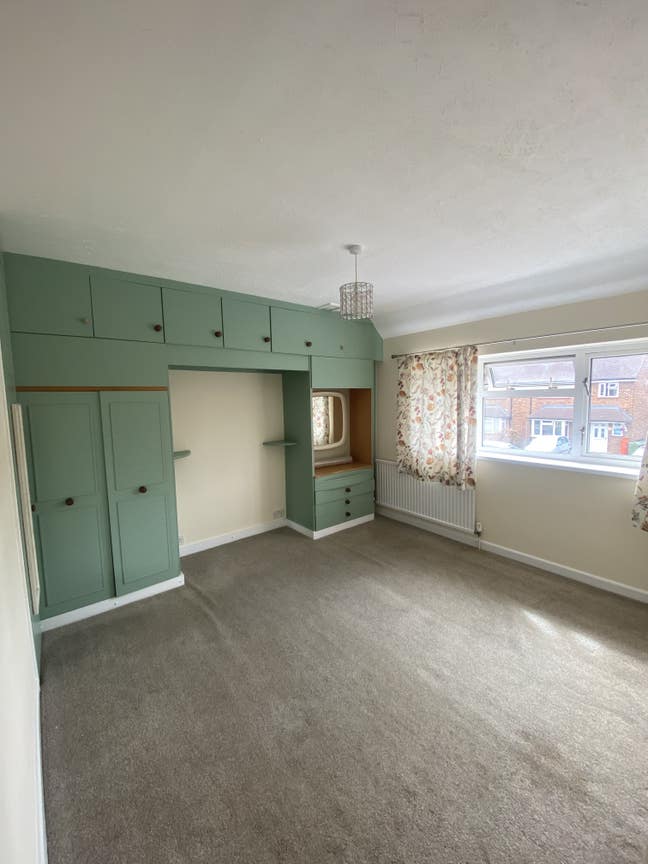 4 Spacious Rooms | Large House | Guildford GU1 Main Photo