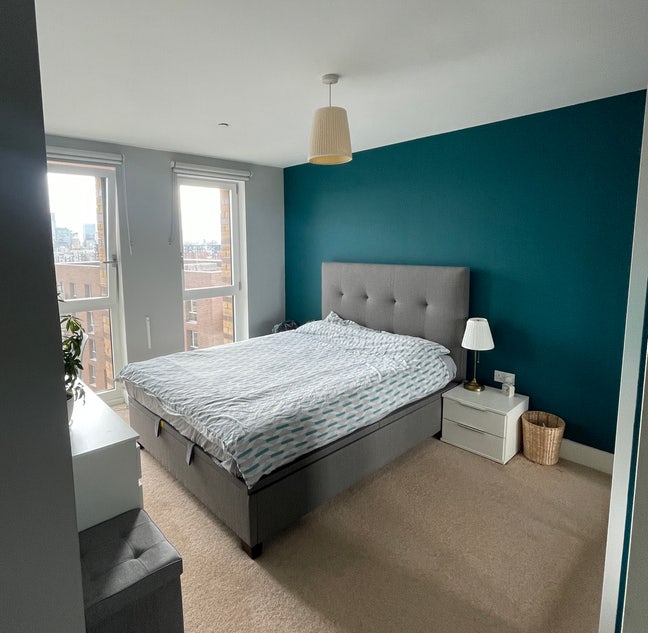 Bright & spacious double room Main Photo