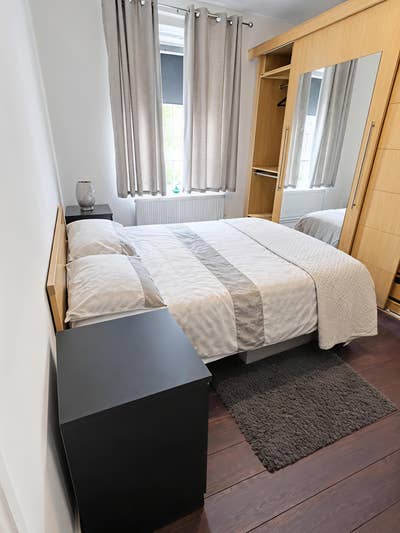 Luxury Double Room Is Available In - SW16  Main Photo
