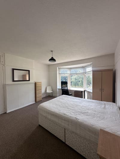 Available now room in a 4 bed Fenham house &pound;80pw. Main Photo