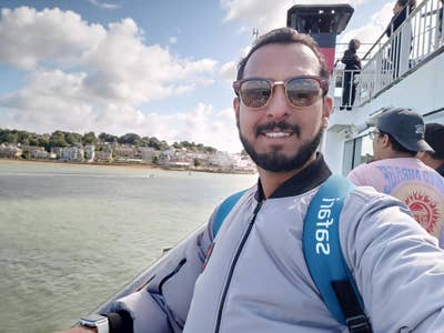 Professional Male seeks a double room Main Photo