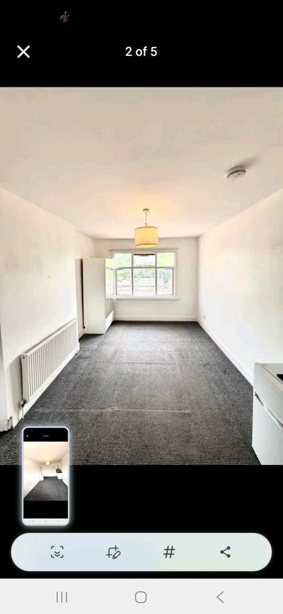 Ensuite available  Main Photo