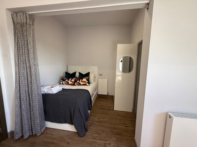Stylish Private Studio in Central Bristol Main Photo