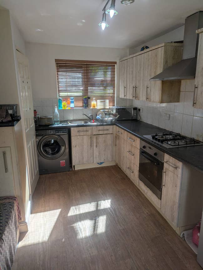 Room available - All Bills Included  Main Photo