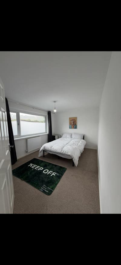 Spacious Double rooms available Main Photo