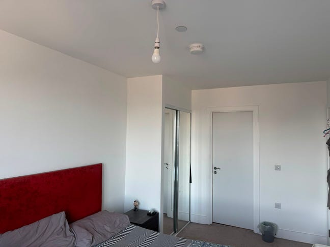 Double bedroom short term let in Canning Town Main Photo