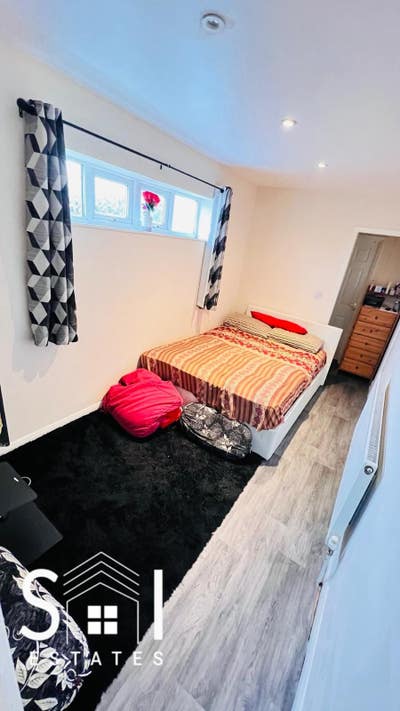 Studio Flat To Rent, Hayes – &pound;999 Pcm Main Photo