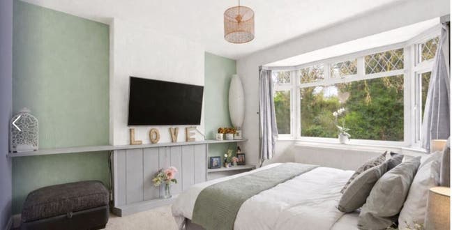 Lovely, private, quiet bungalow with large garden Main Photo