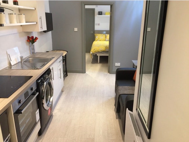 1 Bed Apartment All Bills Included  Main Photo