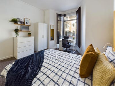 Stylish Living ✨| Bills Inc | Heart of Uplands 📍 Main Photo