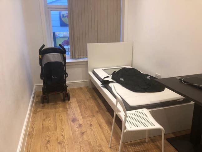 🛏️Cozy Semi Double Room – M13 – Longsight Main Photo