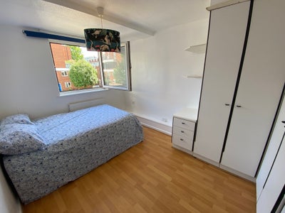 Doubles Available! Bethnal Green! Main Photo